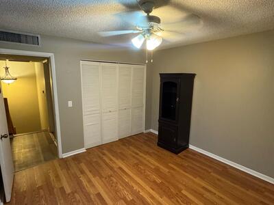 1458 N Lawnwood Circle, Fort Pierce, FL 34950