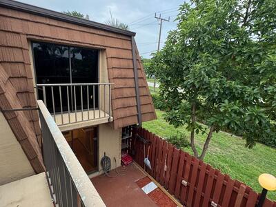 1458 N Lawnwood Circle, Fort Pierce, FL 34950