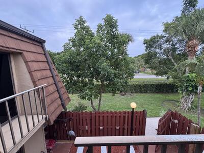 1458 N Lawnwood Circle, Fort Pierce, FL 34950