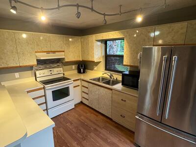 1458 N Lawnwood Circle, Fort Pierce, FL 34950