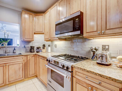 411 26th Street, West Palm Beach, FL 33407