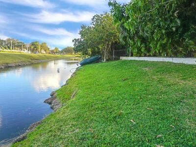 10615 Ermine Avenue, Boca Raton, FL 33428