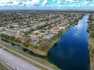 10615 Ermine Avenue, Boca Raton, FL 33428