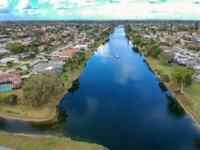 10615 Ermine Avenue, Boca Raton, FL 33428