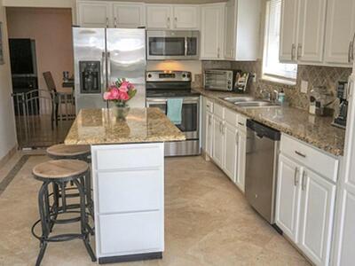 10615 Ermine Avenue, Boca Raton, FL 33428