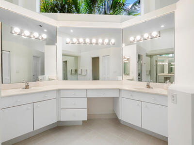 120 Coral Cay Drive, Palm Beach Gardens, FL 33418