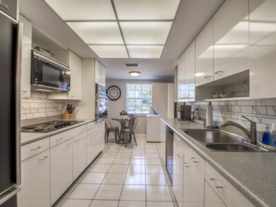 1205 Sandy Lane, Singer Island, FL 33404