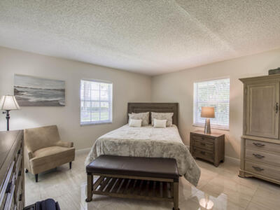 1205 Sandy Lane, Singer Island, FL 33404