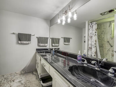 1205 Sandy Lane, Singer Island, FL 33404