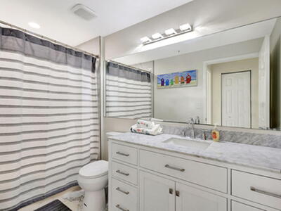 802 W Windward Way, Lantana, FL 33462