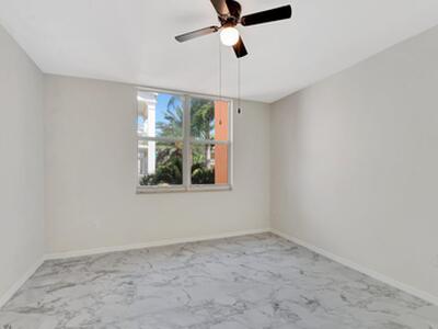 802 W Windward Way, Lantana, FL 33462