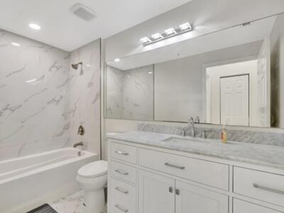 802 W Windward Way, Lantana, FL 33462