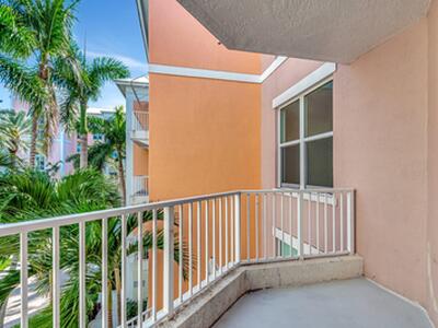802 W Windward Way, Lantana, FL 33462