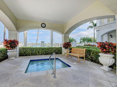 802 W Windward Way, Lantana, FL 33462