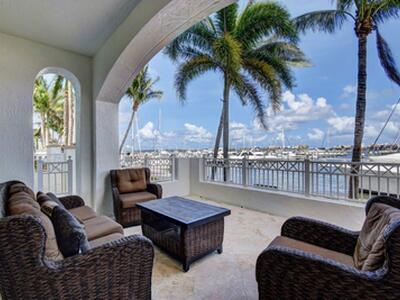 802 W Windward Way, Lantana, FL 33462