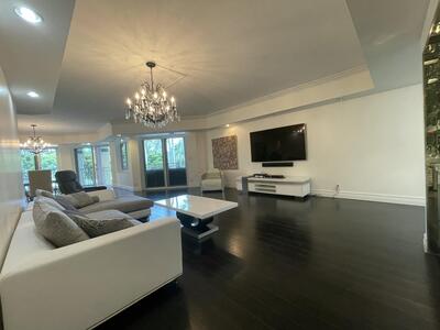 300 SE 5th Avenue, Boca Raton, FL 33432