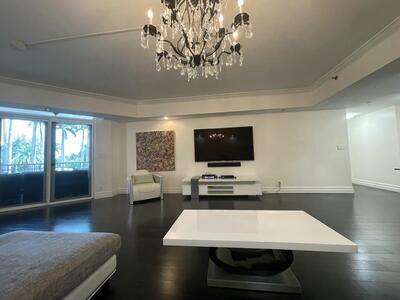 300 SE 5th Avenue, Boca Raton, FL 33432