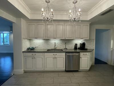 300 SE 5th Avenue, Boca Raton, FL 33432