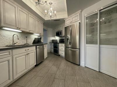 300 SE 5th Avenue, Boca Raton, FL 33432