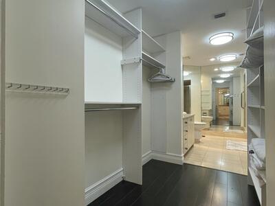 300 SE 5th Avenue, Boca Raton, FL 33432