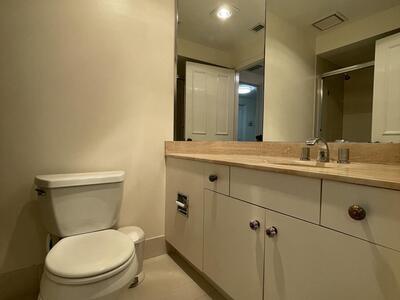 300 SE 5th Avenue, Boca Raton, FL 33432