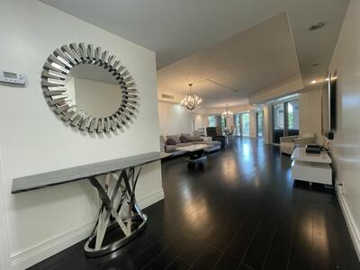 300 SE 5th Avenue, Boca Raton, FL 33432