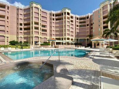 300 SE 5th Avenue, Boca Raton, FL 33432
