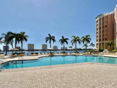 300 SE 5th Avenue, Boca Raton, FL 33432