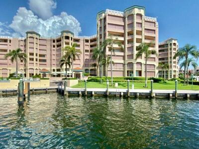 300 SE 5th Avenue, Boca Raton, FL 33432
