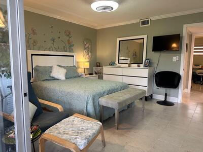 2721 Garden Drive N, Lake Worth, FL 33461