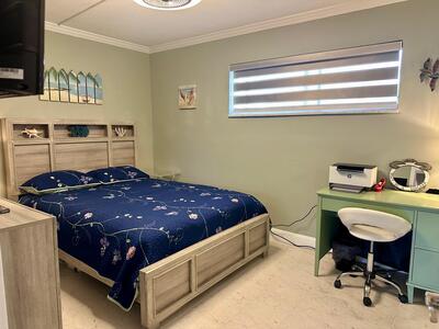 2721 Garden Drive N, Lake Worth, FL 33461