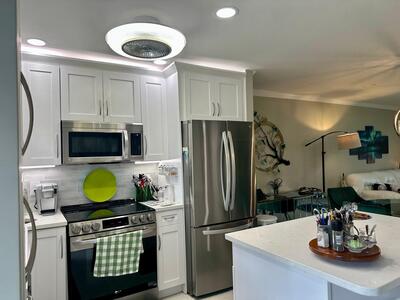 2721 Garden Drive N, Lake Worth, FL 33461