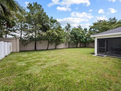13661 Sheffield St, Wellington, FL 33414