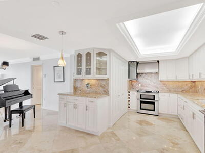 400 Beach Road, Tequesta, FL 33469