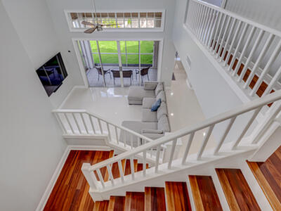 17 Selby Lane, Palm Beach Gardens, FL 33418