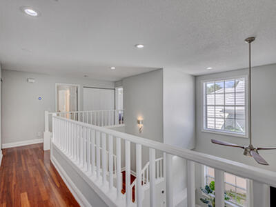 17 Selby Lane, Palm Beach Gardens, FL 33418