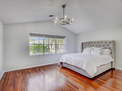 17 Selby Lane, Palm Beach Gardens, FL 33418