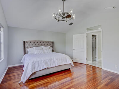 17 Selby Lane, Palm Beach Gardens, FL 33418