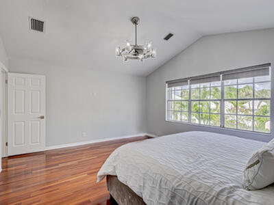 17 Selby Lane, Palm Beach Gardens, FL 33418