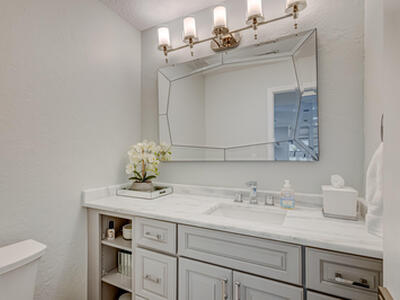 17 Selby Lane, Palm Beach Gardens, FL 33418