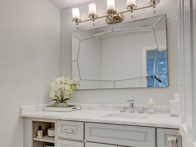 17 Selby Lane, Palm Beach Gardens, FL 33418