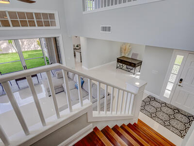 17 Selby Lane, Palm Beach Gardens, FL 33418