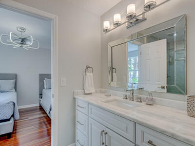 17 Selby Lane, Palm Beach Gardens, FL 33418