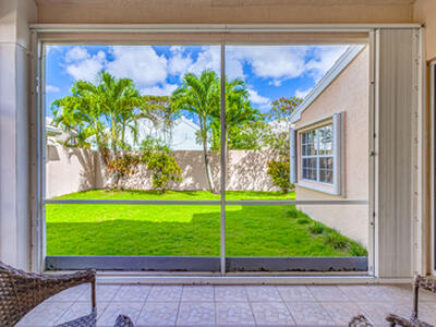 17 Selby Lane, Palm Beach Gardens, FL 33418