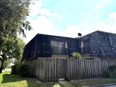 1720 Forest Lakes Circle