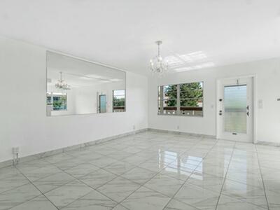 351 Mansfield I