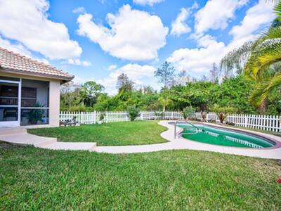 8671 155th Place N, Palm Beach Gardens, FL 33418