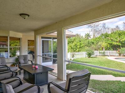 8671 155th Place N, Palm Beach Gardens, FL 33418