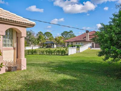 8671 155th Place N, Palm Beach Gardens, FL 33418