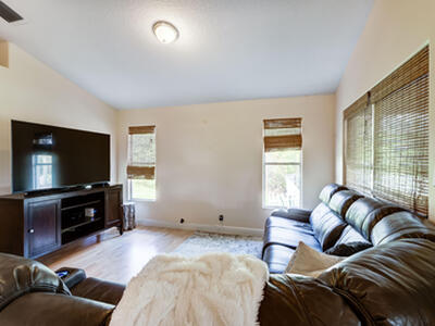 8671 155th Place N, Palm Beach Gardens, FL 33418